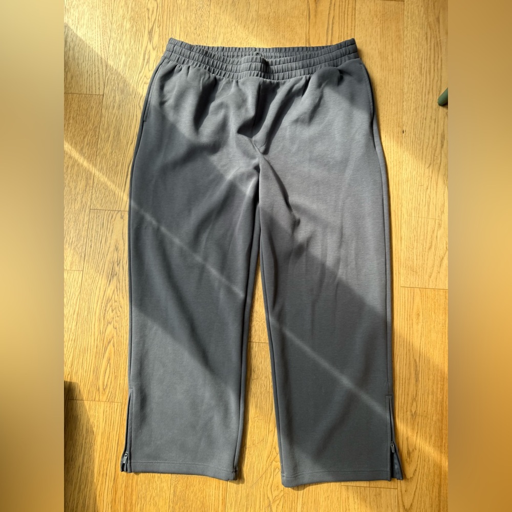 Women's Gray Sweatpats